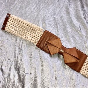Knitted Bow Belt